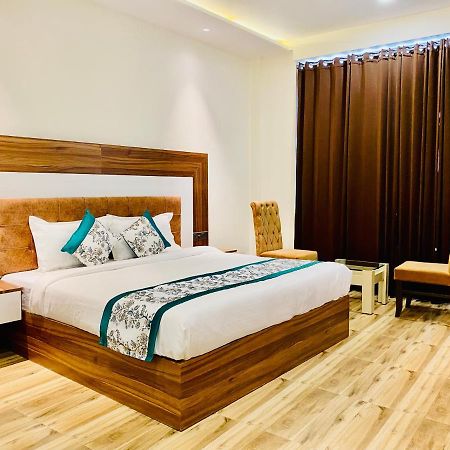 أمريتسار Hotel White House By An Hotels - Walking Distance From Golden Temple المظهر الخارجي الصورة