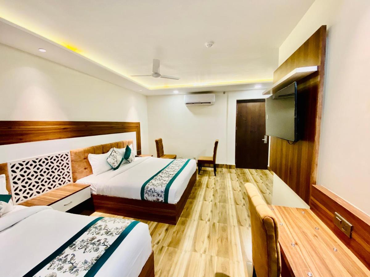 أمريتسار Hotel White House By An Hotels - Walking Distance From Golden Temple المظهر الخارجي الصورة