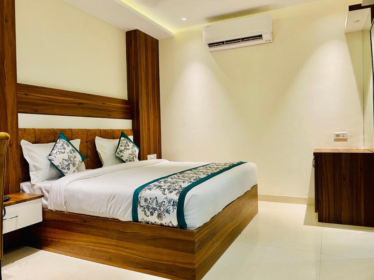 أمريتسار Hotel White House By An Hotels - Walking Distance From Golden Temple المظهر الخارجي الصورة